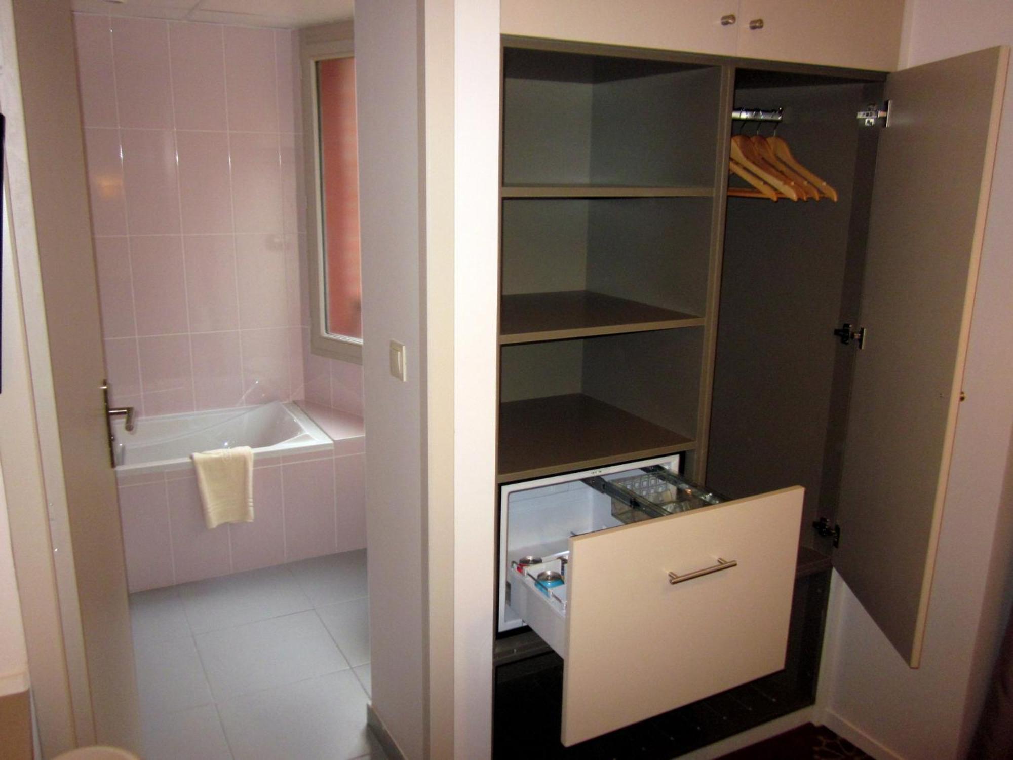Hotel Ours Blanc - Wilson Toulouse Kamer foto